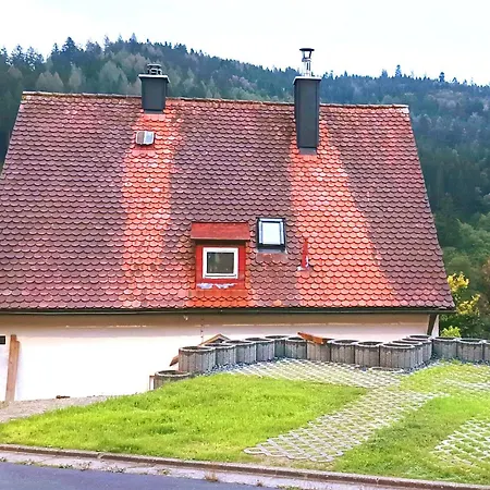 Michelle Mit Balkon Fuer 1 - 6 Personen * Warmensteinach