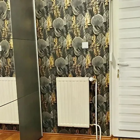 Apartment Michelle Mit Balkon 1-6 Pers